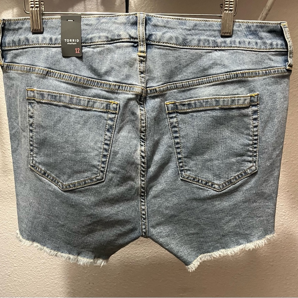 Torrid Button-Fly Ripped Jean Shorts - Picture 6 of 7